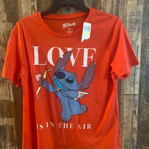 NWT Disney Stitch ( love is in the air )Tee Shirt Size medium . Red/orange thumbnail 2
