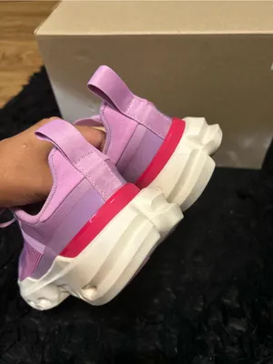 ON CLOUDPULSE Next Sakura Dew athletic training running shoes sneakers sz 7.5 thumbnail 4