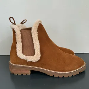 NEW Steve Madden Leopold Suede Leather Chelsea Boot in Camel Size 6.5 thumbnail 2