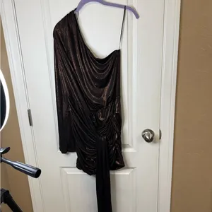 Zara One-Shoulder Shimmer Dress in Black thumbnail 2
