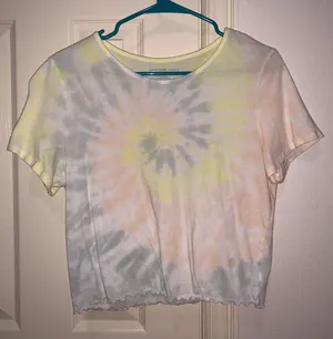 American Eagle Lettuce Edge Top thumbnail 1