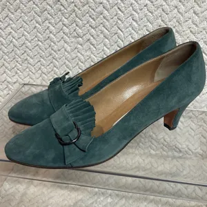 Vintage Perry‎ Ellis Womens 6.5 Classic Teal Suede Kitten Heel Preppy Loafers thumbnail 2