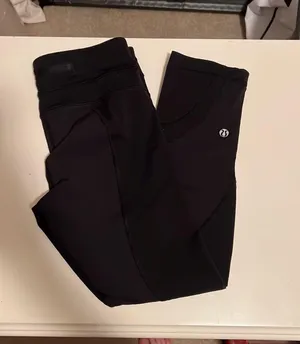 Lululemon Cropped Leggings thumbnail 1