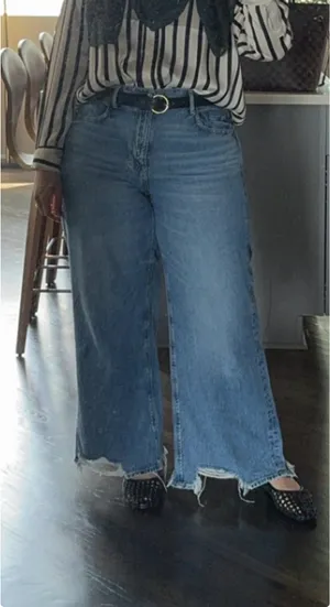 American Eagle Jeans Super High-Rise Baggy Wide-Leg thumbnail 5
