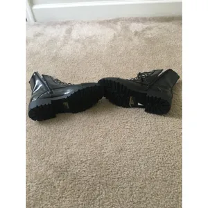 Wild Diva Women's High Top Gloss Boots Shoes Size 9 Black thumbnail 11
