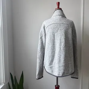 Lululemon Gray Fleece Jacket Size 8 thumbnail 2