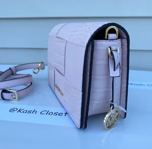 Mk Mercer Sm Clutch Crossbody thumbnail 6