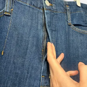 Pilcro Mid-Rise Tapered Jeans thumbnail 5