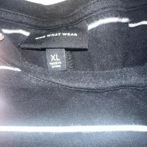 Women's Black and Navy‎ T-shirt thumbnail 3