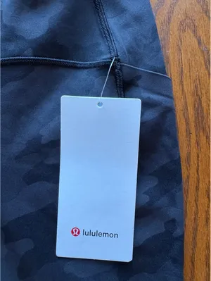 Lululemon Speed Speed High Rise 28” With Pockets Heritage Camo Black Size 6 NWT thumbnail 4