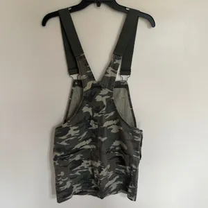 Forever 21 Camo Overall‎ Dress Womens Small Green Camouflage Mini Skirt Pinafore thumbnail 10