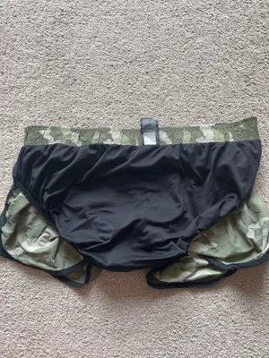 PINK Camo Shorts Victoria's Secret thumbnail 3