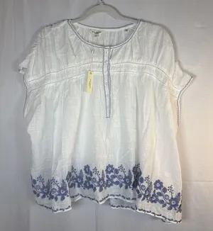 Max Studio London White Floral Sleeveless Top Size Medium NWT thumbnail 1