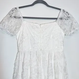 Lulus White Floral Midi Cocktail Dress NWT Size Small White Cocktail Dress thumbnail 8