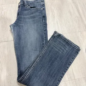 Levi's Dark Blue Straight Leg Women's Jeans thumbnail 3