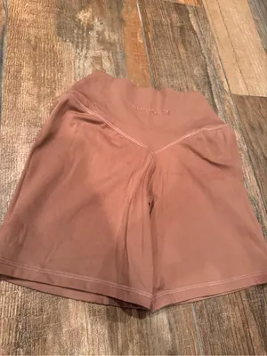 Alphalete Alphalux Wonder Shorts 6” thumbnail 2