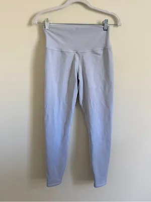 ALO Airbrush Blue Leggings Size Medium Cropped 23” thumbnail 2
