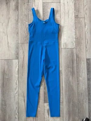 NWT-Rae Mode Ribbed Fitted V-Neck Jumpsuit 7/8 Length Sonic Blue size Large thumbnail 6