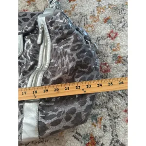 Revolution Y2k Bratz Silver Metallic Leopard‎ Print Hobo Shoulder Gym Bag Large thumbnail 5