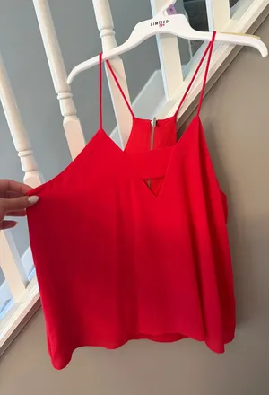 red tank with detail thumbnail 1