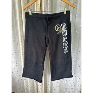 Jones & Mitchell Women's University Of Oregon UO Ducks Capri Sweatpants M thumbnail 2