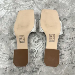 Qupid size 6 cream colored Woven Strap Slide Heeled Sandals EUC No box thumbnail 7