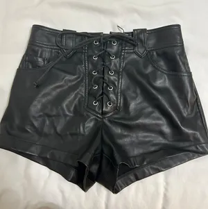 Shorts thumbnail 2