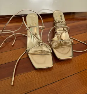 Gold wrap heels size 10 thumbnail 1