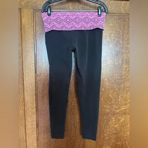 2011 Victoria’s Secret Pink Tribal Pattern Pink Fold-Over Yoga Pants, Size M thumbnail 3