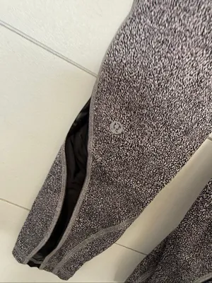 Lululemon Women’s 2 Invigorate 7/8 Tight Sea Spray Pants Ankle Athletic thumbnail 3