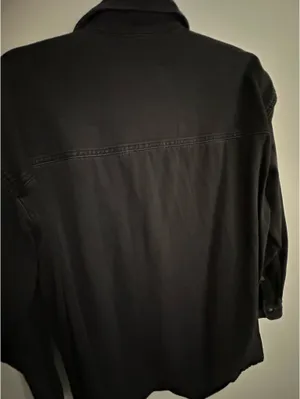 NWOT Aritzia Denim Forum The '80s Comfy Shirt in Black Eyeliner thumbnail 5