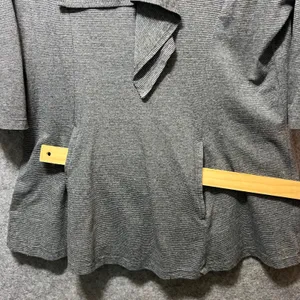 LUR Gray Cowl Neck Tunic Top L 3/4 Sleeve Eco Friendly Pockets Micro‎ Stripe thumbnail 5