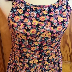 Bright Floral Feminine Ruffled Sun Dress thumbnail 5