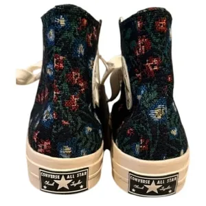 Converse Chuck Taylor All Star High-Top Women’s US 7 Floral Textile thumbnail 6