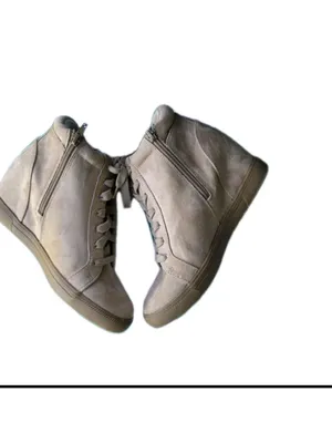 Maurices Beige Heeled Boots with Zipper thumbnail 7