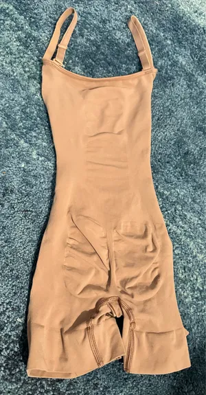 SKIMS Butt Lifting Open Bust Bodysuit thumbnail 2