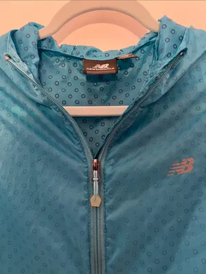 New Balance Turquoise Hooded Running Jacket thumbnail 3