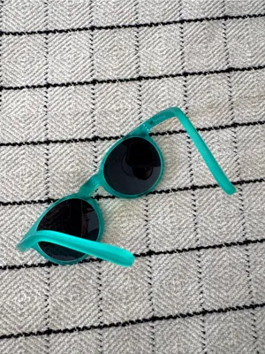 Goodr Beam Me Up, Probe Me Later Sunglasses thumbnail 9