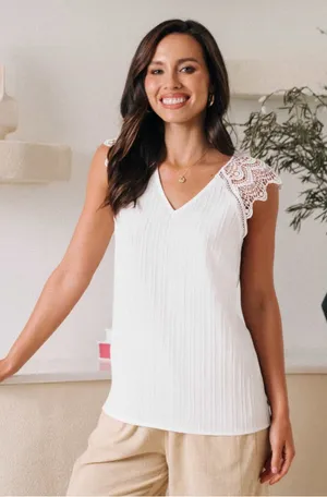 Cupshe White Sleeveless Lace V-Neck Top Large thumbnail 1