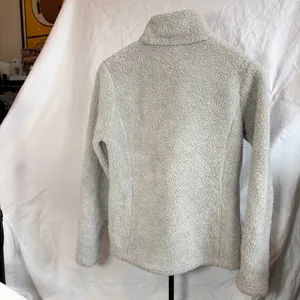Patagonia womens fuzzy 1/4 zip fleece. Los gatos. salt gray. Size S. outdoors thumbnail 6