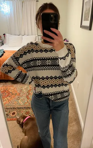 Hollister Sweater thumbnail 1