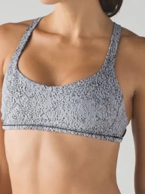 Lululemon Free To Be Zen Bra Power Luxtreme Spray Jacquard White Black Size 6 thumbnail 1