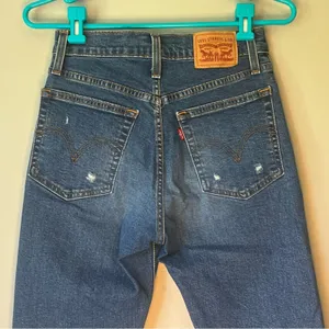 Levi Strauss & Co Distressed Wedgie Skinny Jean Size 26 thumbnail 9