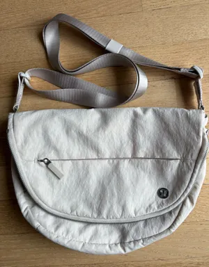 Lululemon all night festival bag thumbnail 1