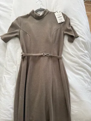 NWT ZARA MIDI  thumbnail 2