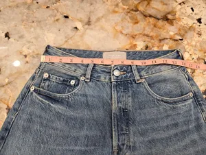 Everlane The Curvy '90s Cheeky Straight Jean Organic Cotton 27 Crop thumbnail 8