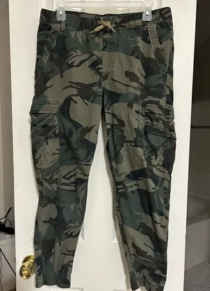 Wrangler camo cargo joggers thumbnail 1