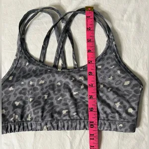 Beyond Yoga Lux Atlas Leopard Print Sports Bra In Gray Leopard Small thumbnail 6