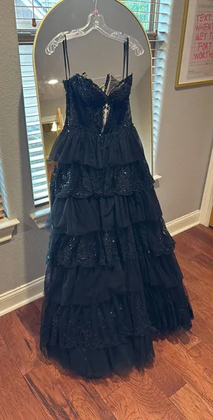 Sherri Hill Dress Prom thumbnail 1