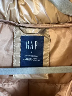 P72. GAP Shiny Metallic Gold Quilted Vest thumbnail 2